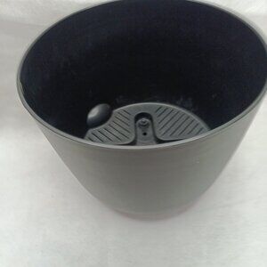 Self-Watering Plastic Indoor Outdoor Planter Pot Black  8" - Room Essentials nwt